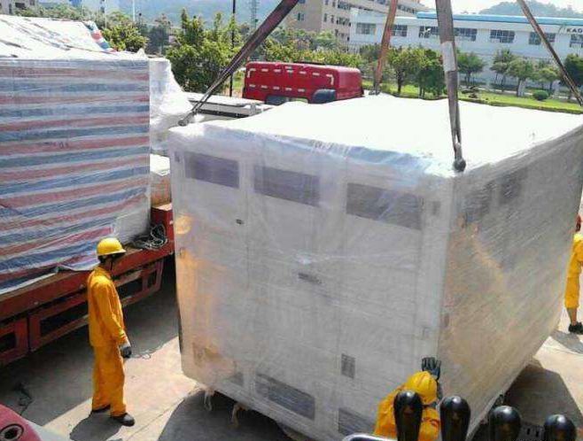 無(wú)錫設(shè)備吊裝搬運(yùn)公司：要想控制起重吊裝安全，這八點(diǎn)安全點(diǎn)必須要注意！