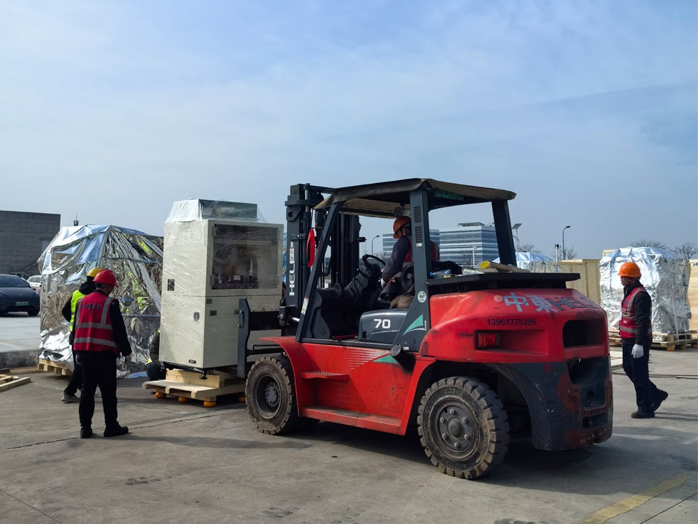 半導(dǎo)體設(shè)備搬運(yùn)安裝 半導(dǎo)體設(shè)備搬運(yùn)安裝